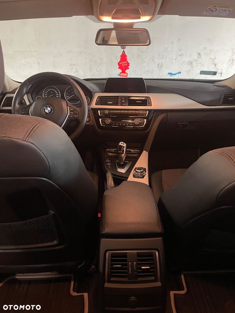 BMW Seria 3 318i Advantage - 18