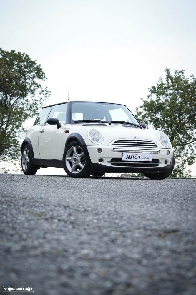 MINI 3 Portas One Aut. - 1