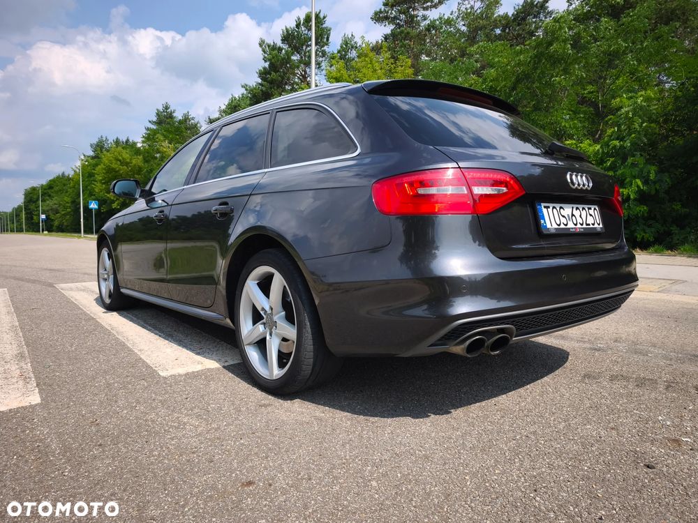 Audi A4 Avant 2.0 TDI DPF clean diesel multitronic S line Sportpaket - 6