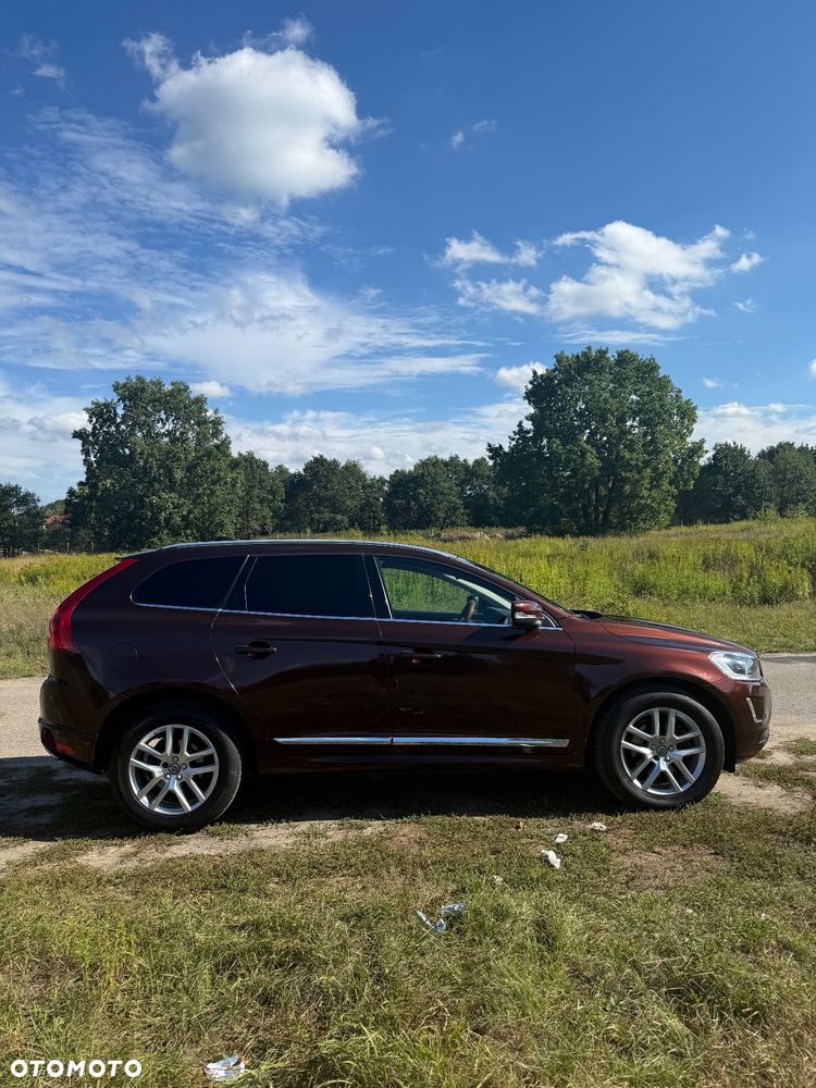 Volvo XC 60 D5 AWD Summum - 3