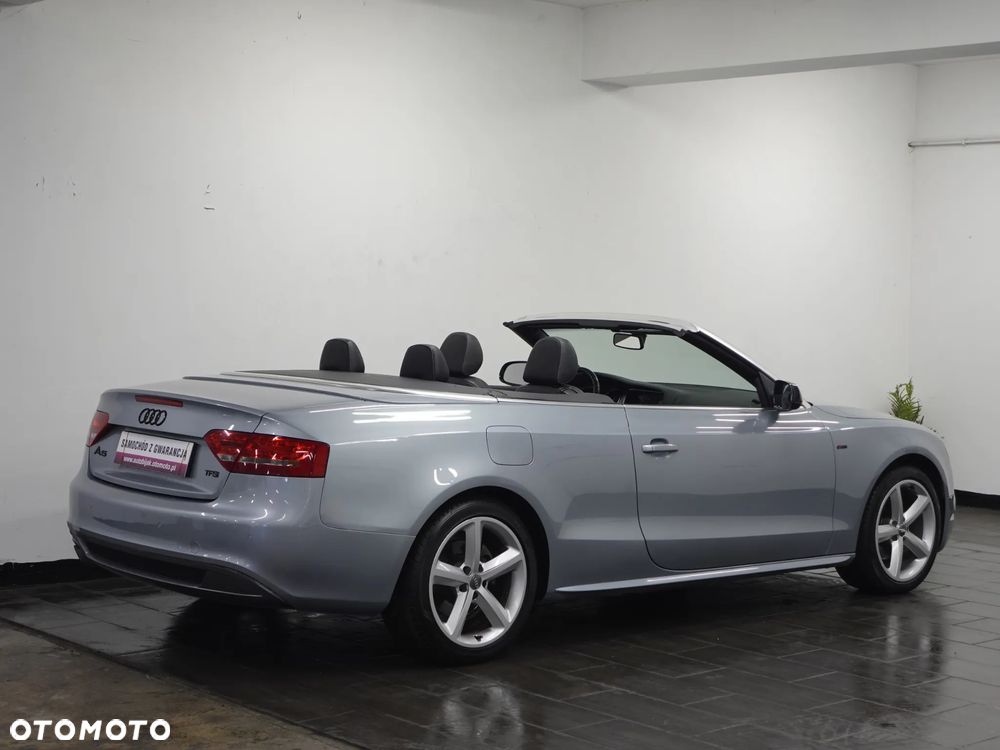 Audi A5 Cabrio - 11