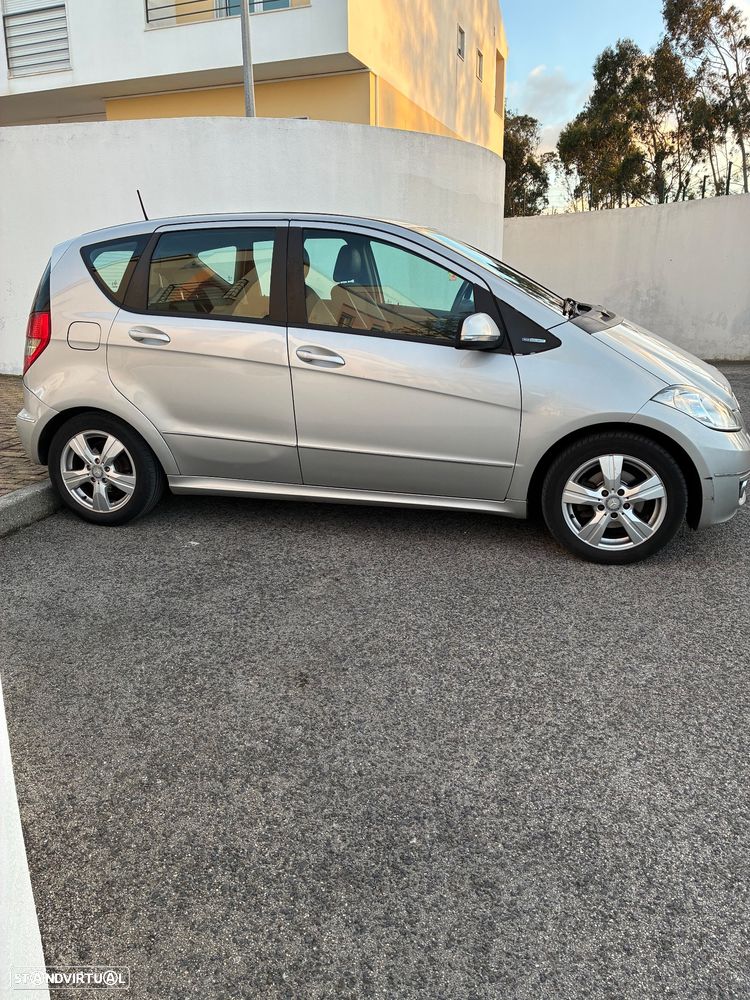 Mercedes-Benz A 160 Avantgarde BlueEfficiency - 2