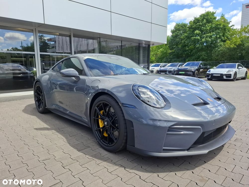 Porsche 911 GT3 Touring PDK - 3