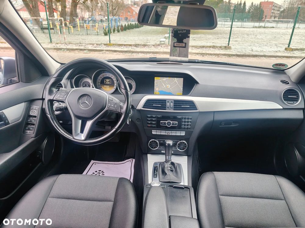 Mercedes-Benz Klasa C 180 BlueEFFICIENCY 7G-TRONIC Avantgarde - 9