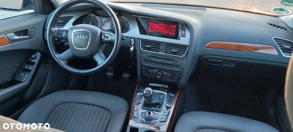 Audi A4 - 8