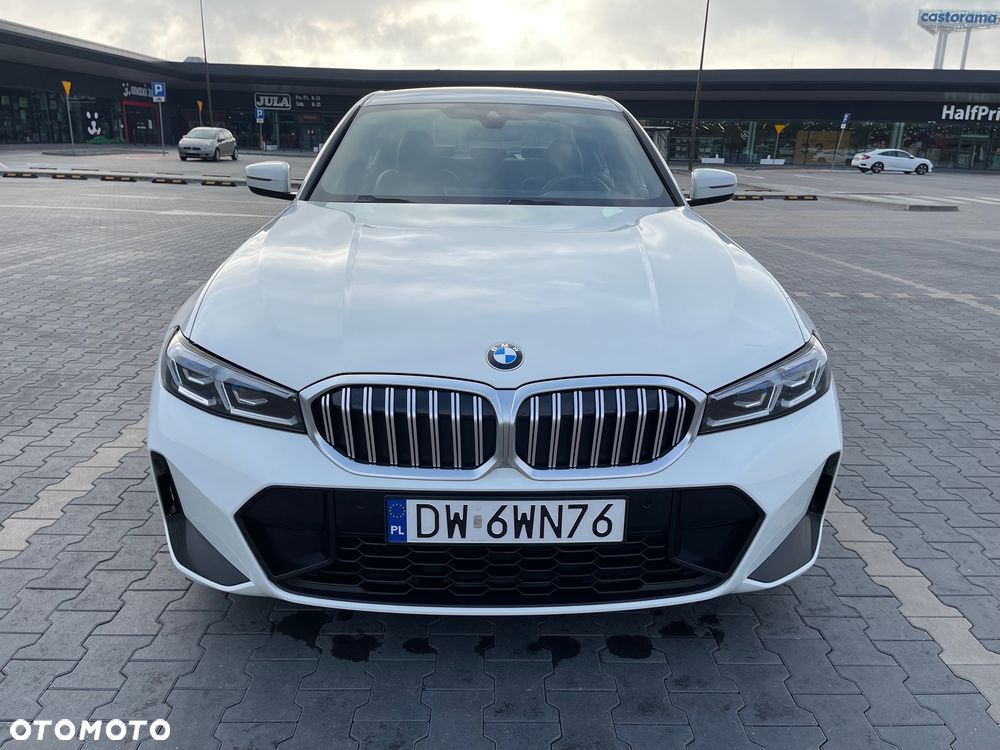 BMW Seria 3 318d mHEV M Sport - 2