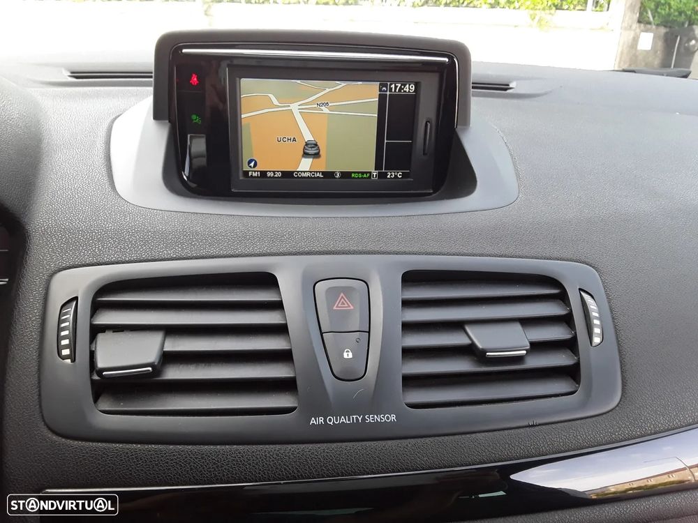 Renault Mégane Coupe Energy dCi 130 FAP Start & Stop Bose Edition - 25