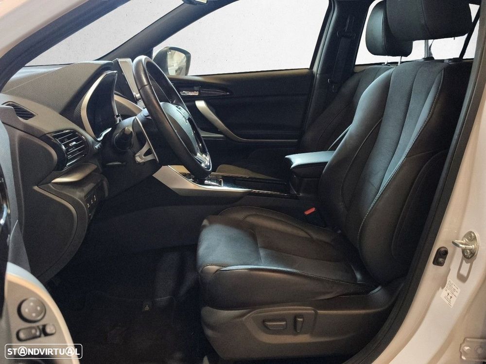 Mitsubishi Eclipse Cross - 9