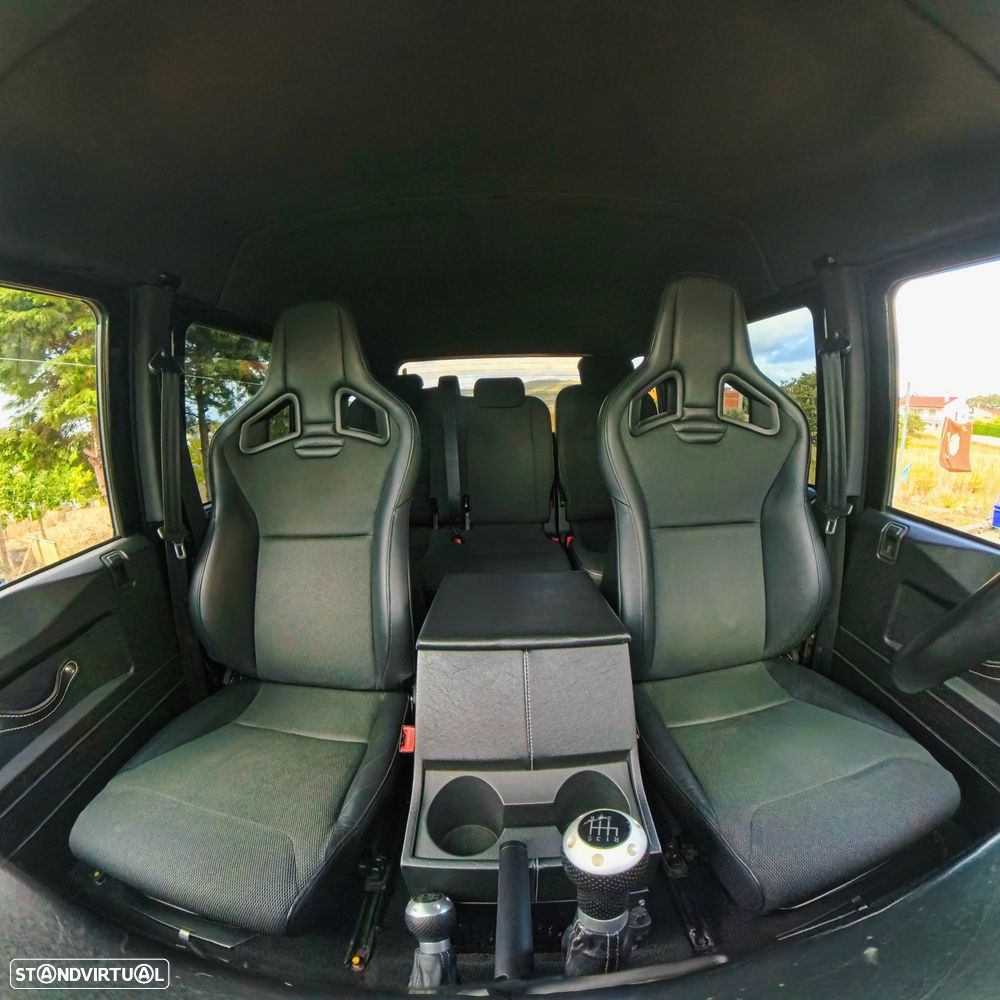 Land Rover Defender 110 Crew Cab SE - 8