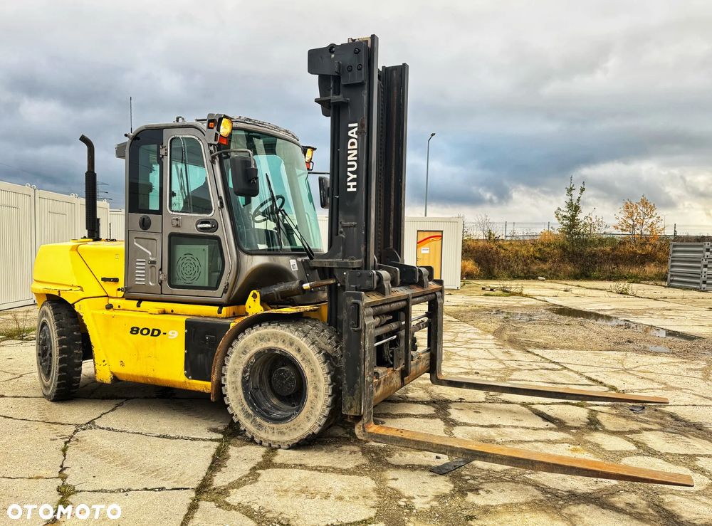 Hyundai 80D-9 - 4