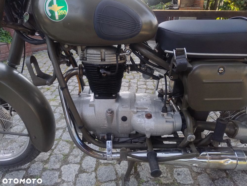 BMW R - 9