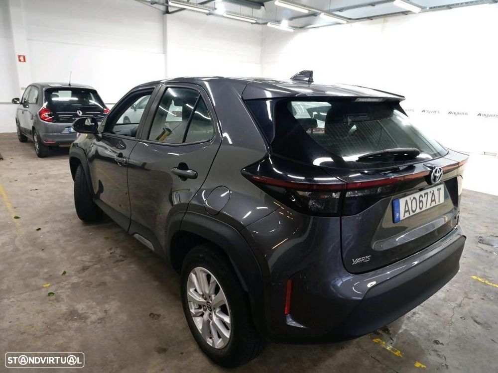 Toyota Yaris Cross 1.5 HDF Comfort Plus - 2