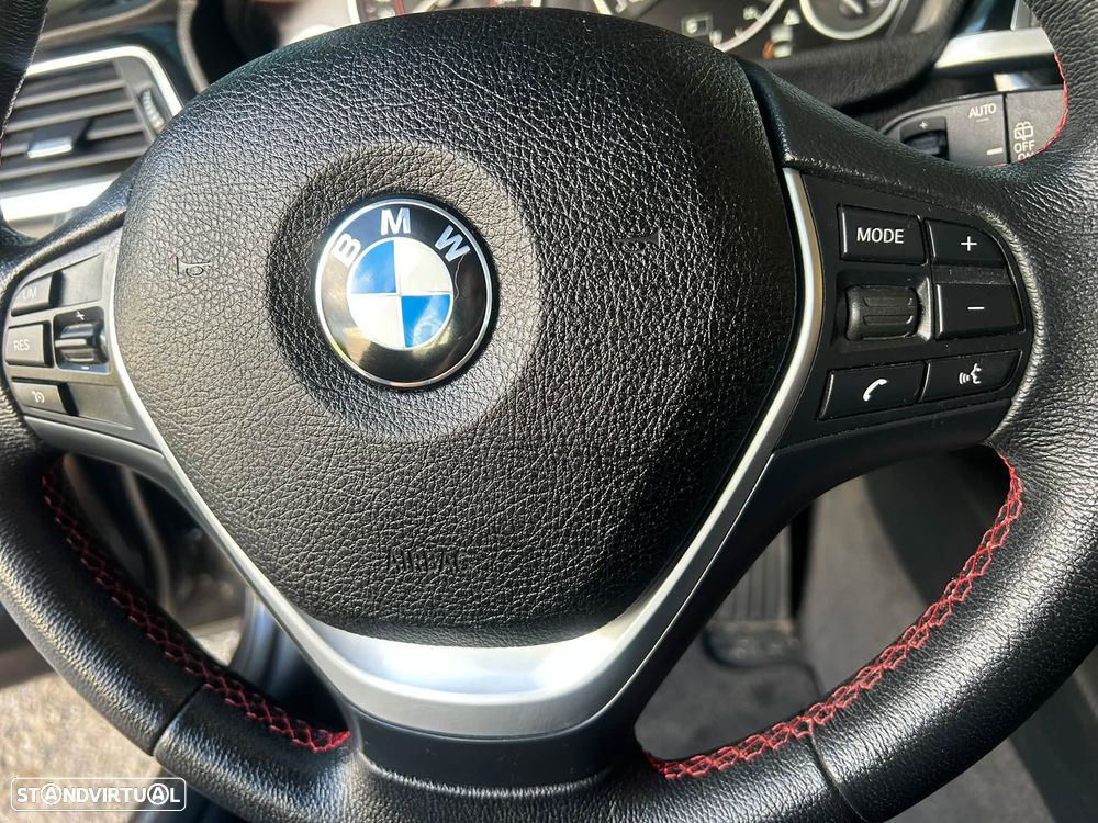 BMW 318 d Sport Line - 32