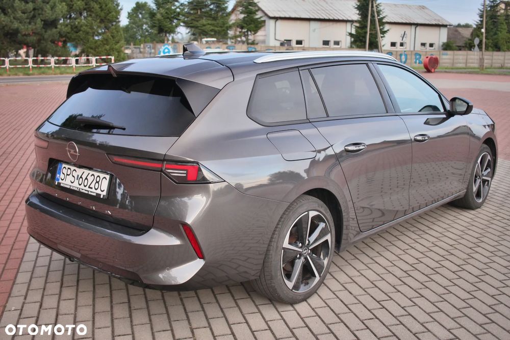 Opel Astra 1.2 Turbo Elegance - 4