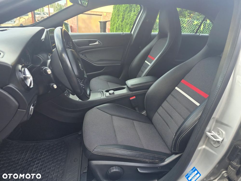 Mercedes-Benz Klasa A 180 (BlueEFFICIENCY) 7G-DCT - 9