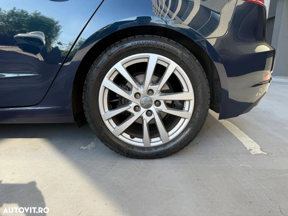 Audi A3 Sportback ver-ack-1-5-35-tfsi-mhev-s-tronic-advanced - 27