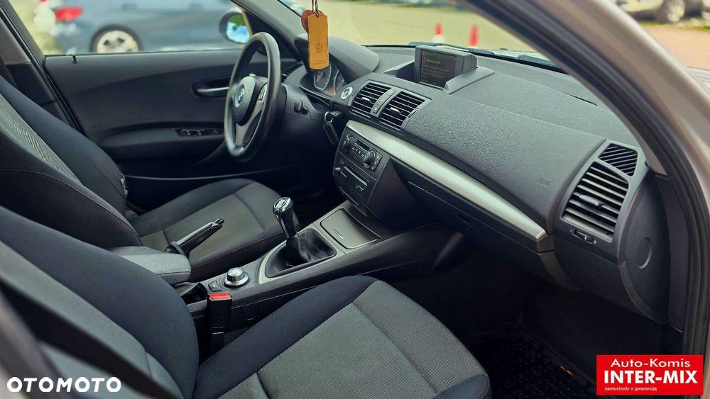 BMW Seria 1 120d - 22
