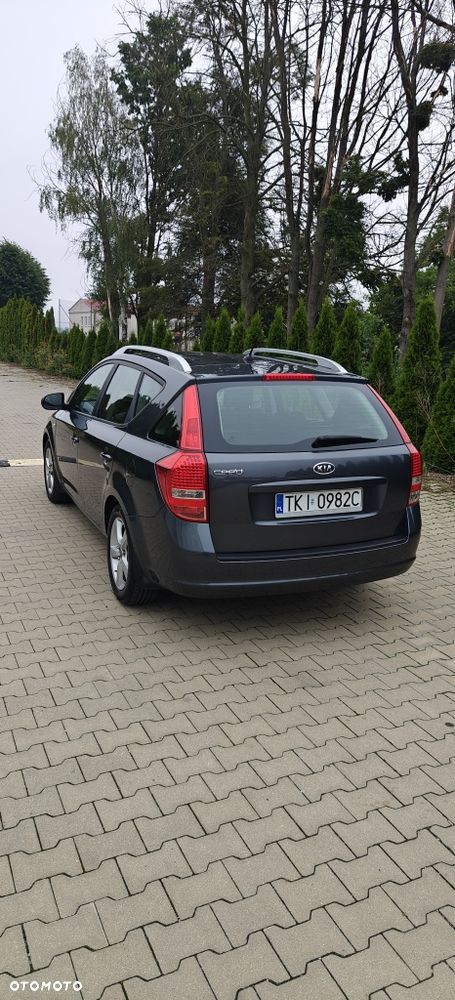 Kia Ceed - 3