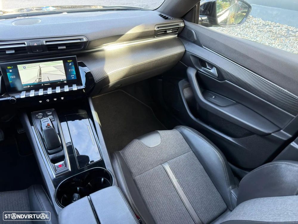Peugeot 508 SW 1.6 Hybrid Allure e-EAT8 - 26