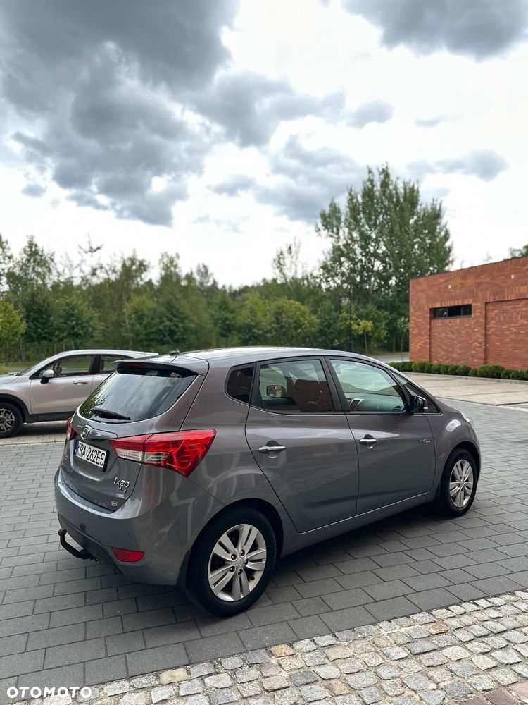 Hyundai ix20 1.4 blue Trend - 10