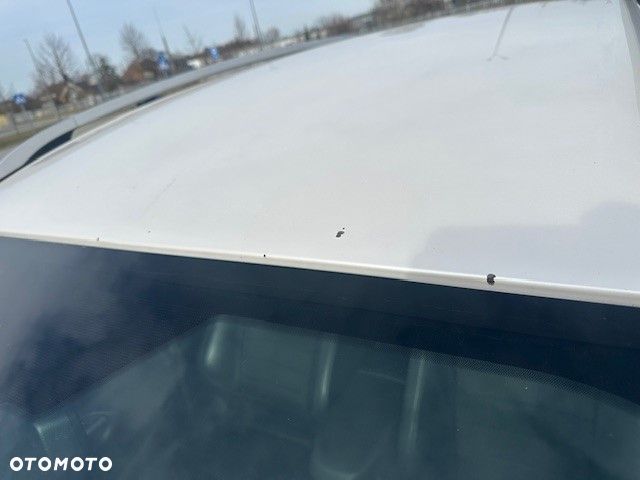 Ford Kuga 2.0 TDCi 4x2 Titanium - 5