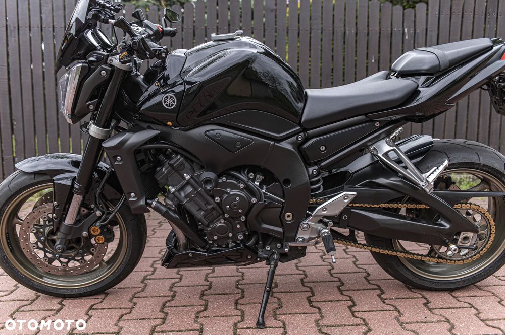 Yamaha FZ - 7