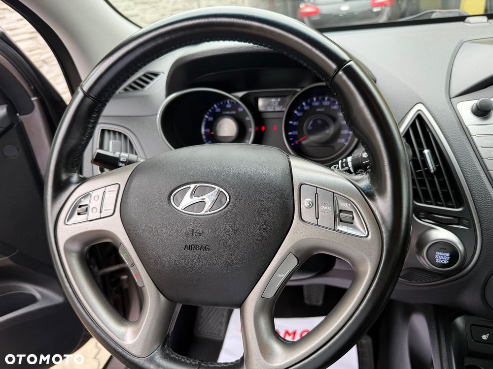 Hyundai ix35 - 24