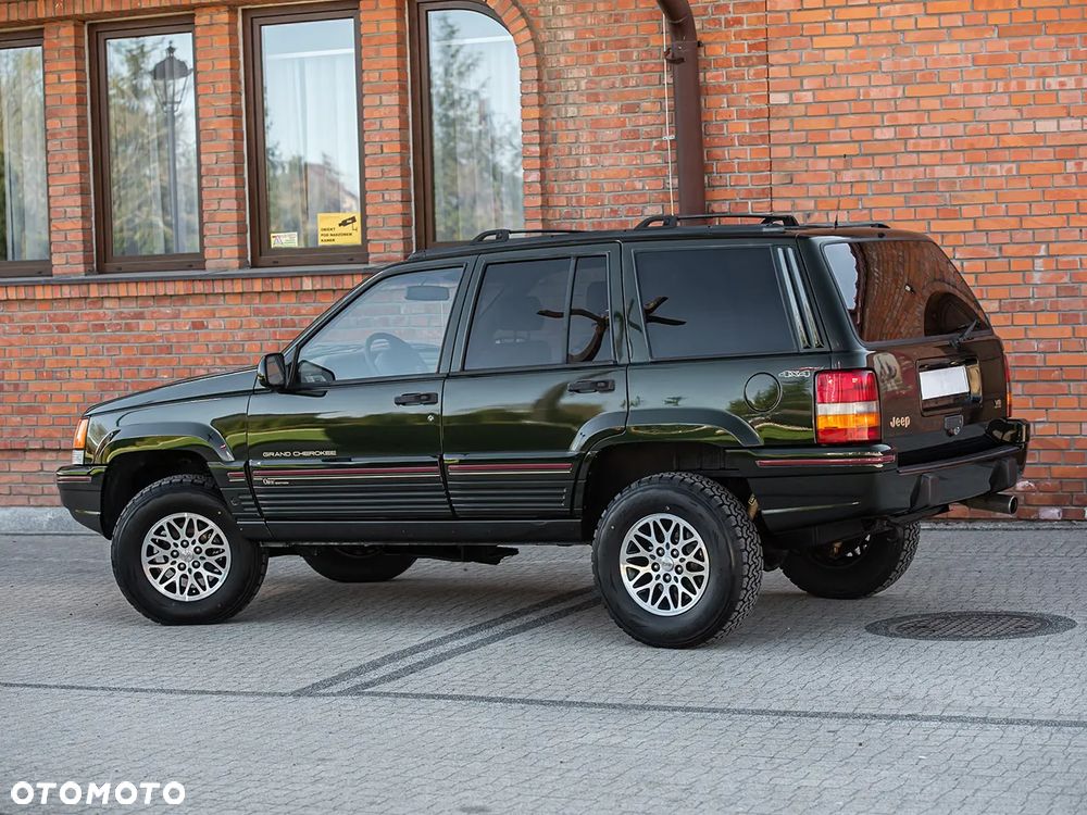 Jeep Grand Cherokee - 4