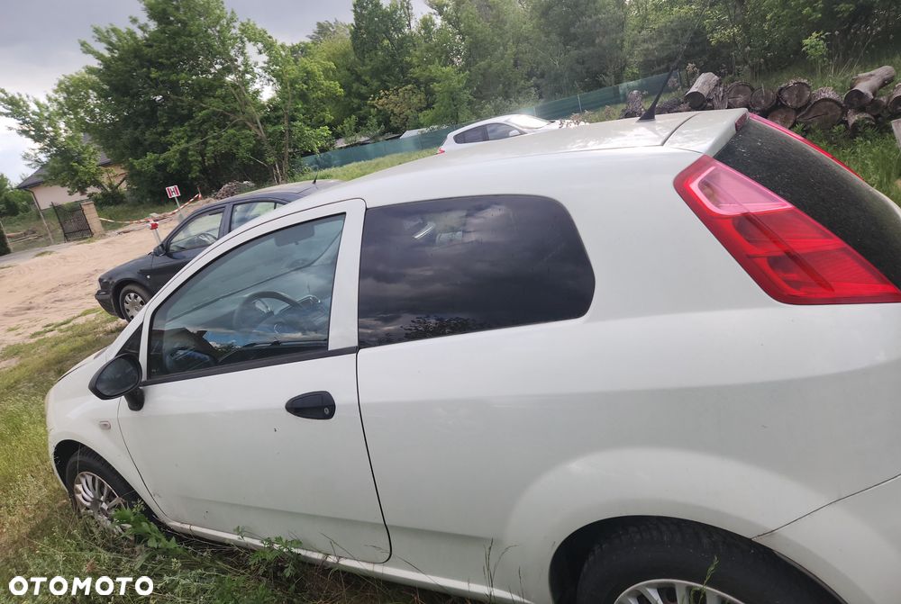 Fiat Punto 1.4 Easy S&S - 7
