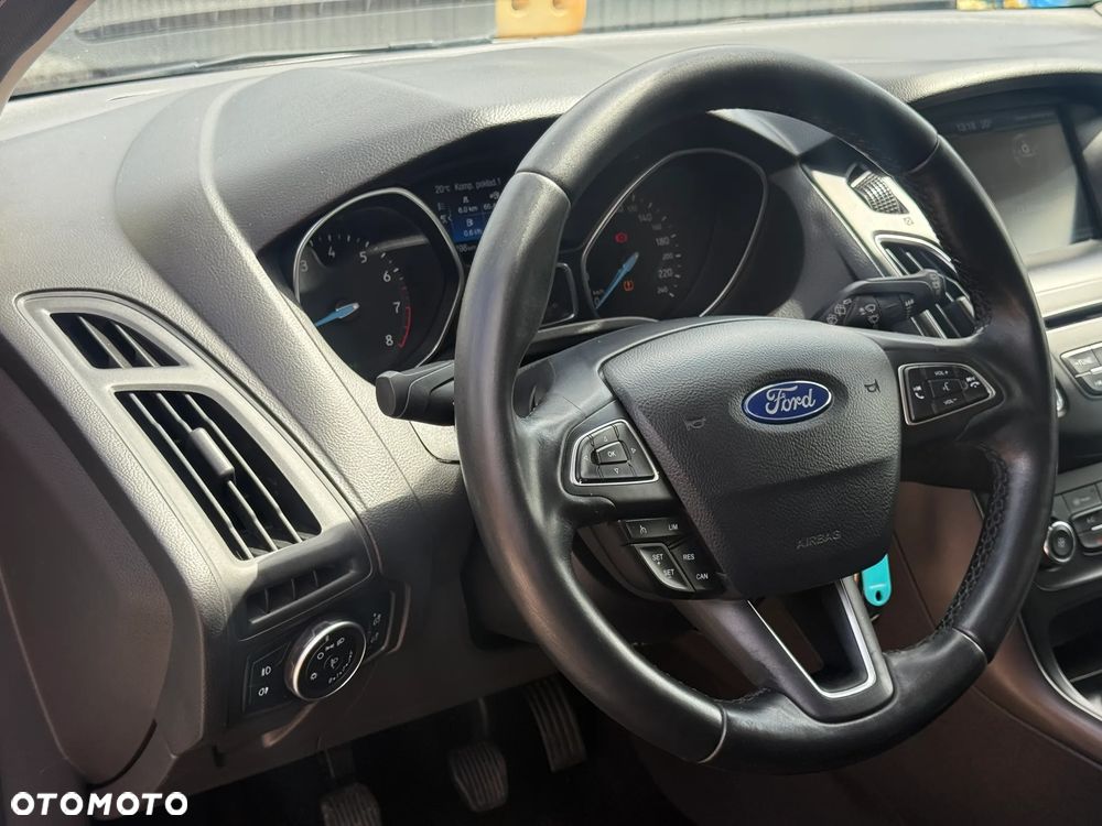 Ford Focus 1.0 EcoBoost Edition - 15
