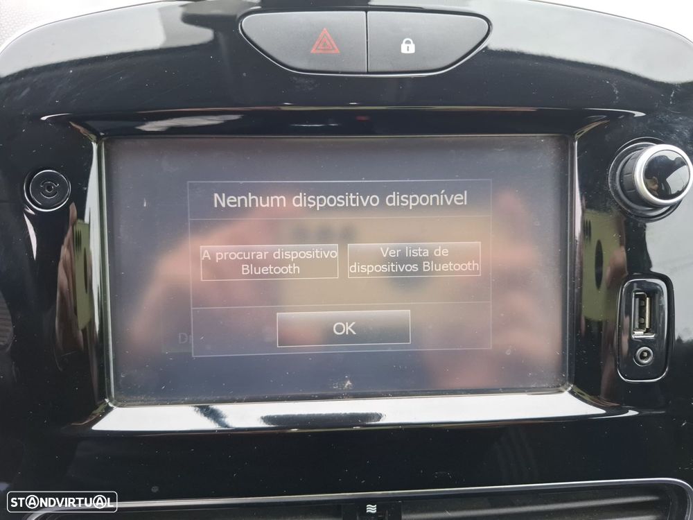 Renault Clio Sport Tourer 0.9 TCe GT Line - 31