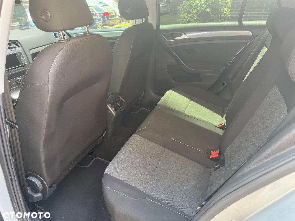 Volkswagen Golf 1.2 TSI BMT Comfortline - 9