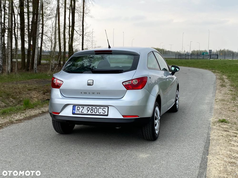 Seat Ibiza SC 1.6 16V DSG Style - 5
