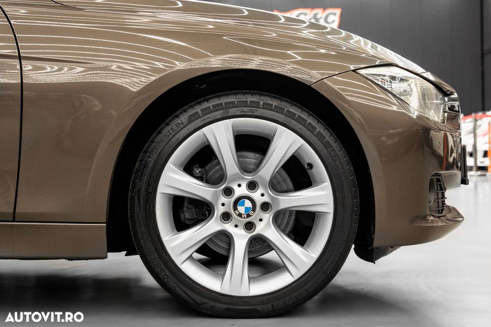 BMW Seria 3 320d xDrive Aut. - 8