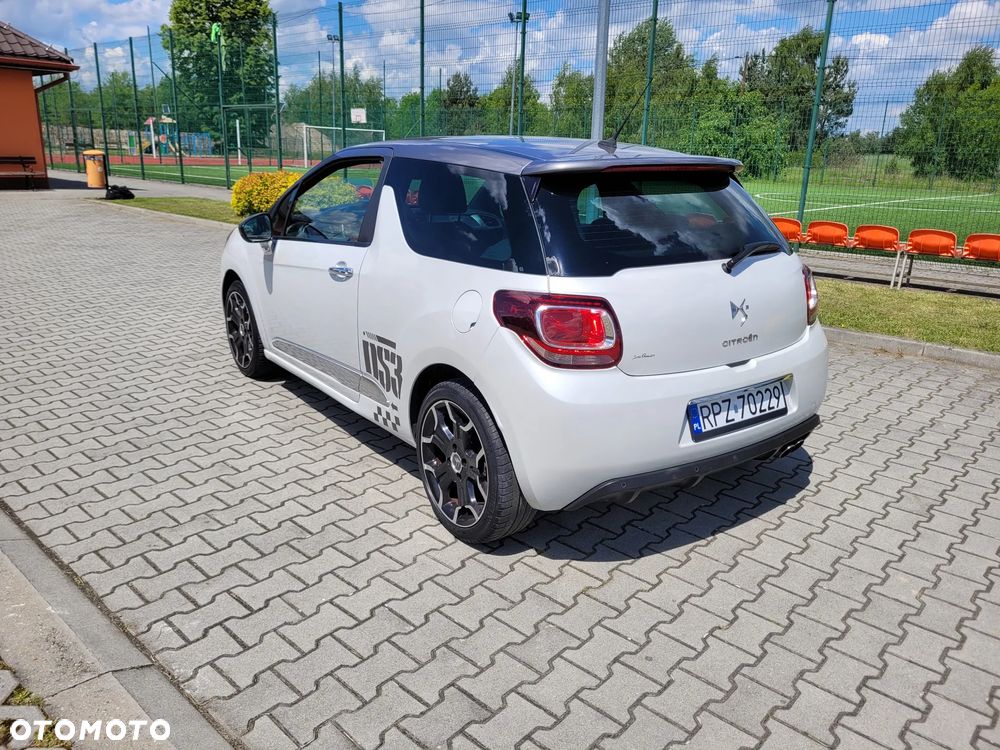 Citroën DS3 THP 155 So Paris - 3