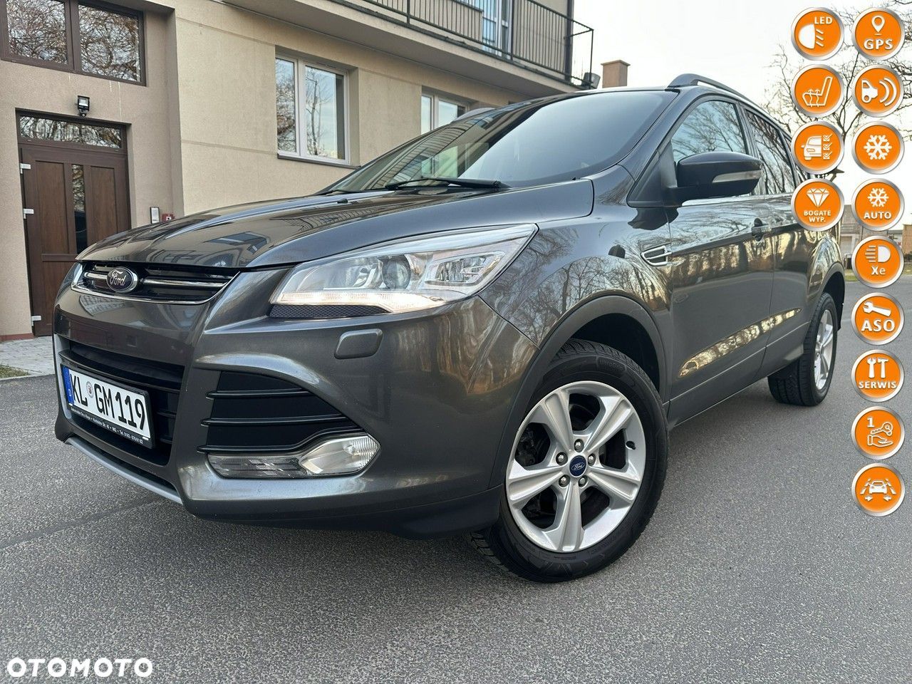 Ford Kuga - 1