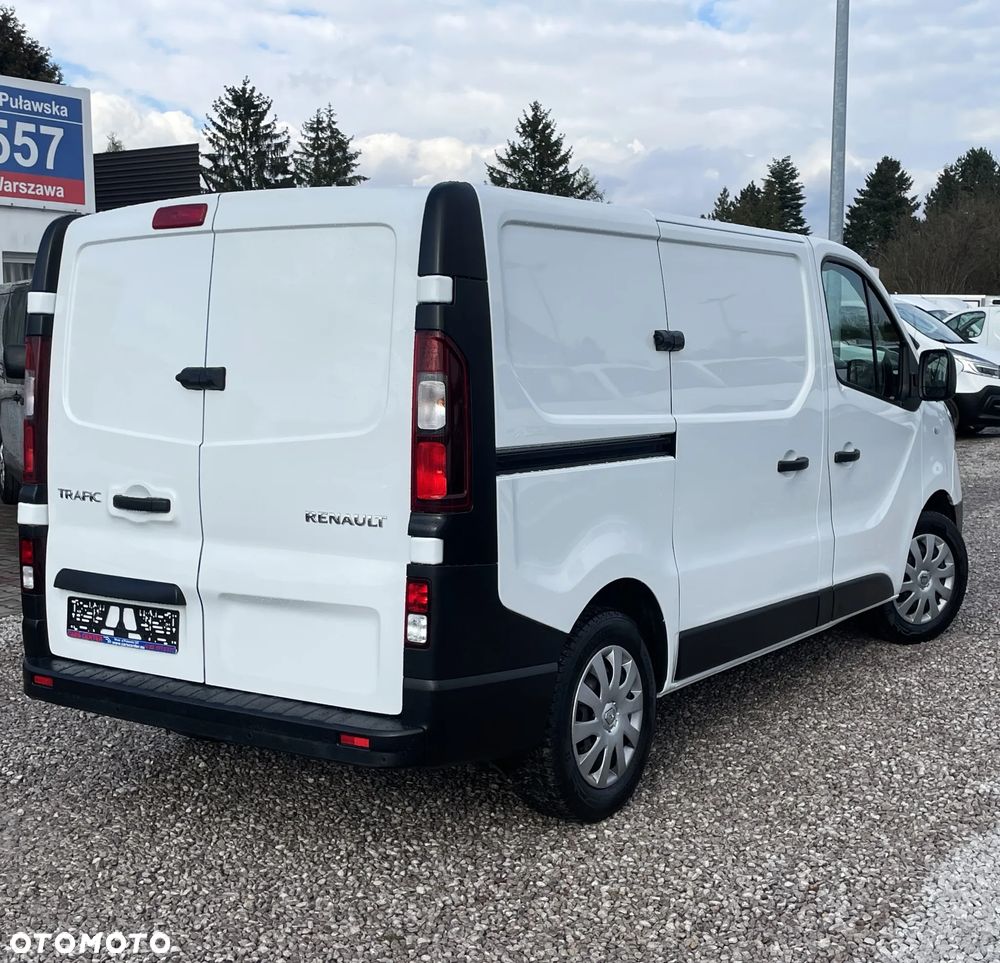 Renault Trafic - 2