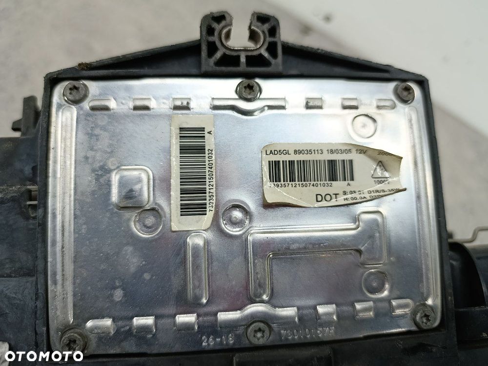 LAMPA PRZÓD LEWA XENON AUDI A4 B6 8E0941003AQ 89310230 89035113  VALEO - 8
