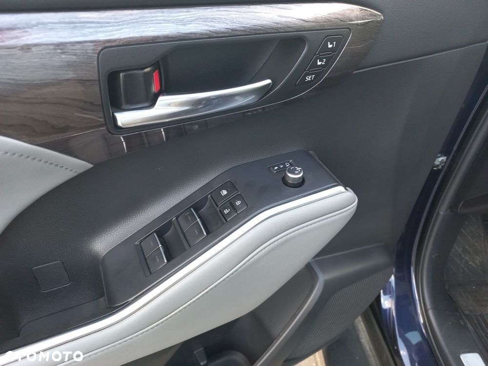 Toyota Highlander - 18
