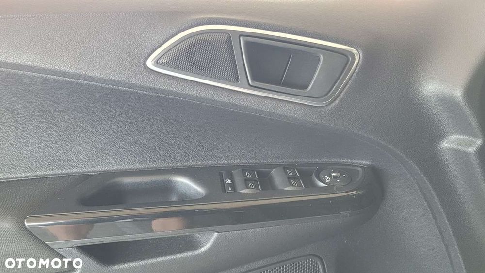 Ford B-MAX - 18