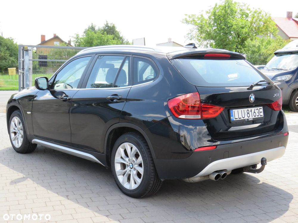 BMW X1 xDrive28i - 15