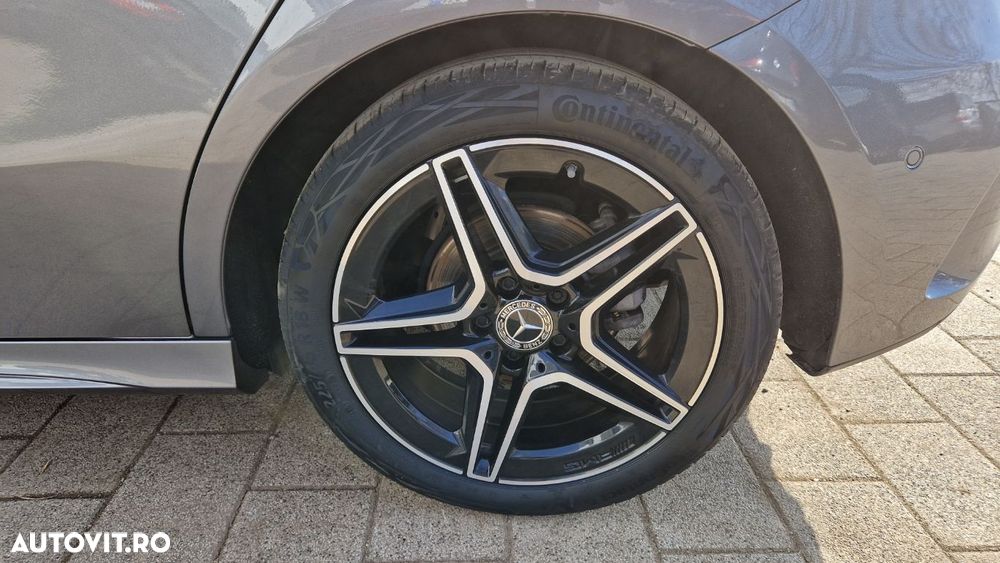 Mercedes-Benz A - 22