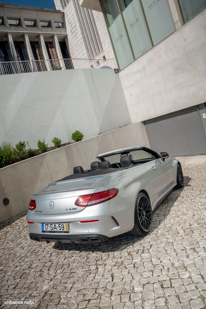 Mercedes-Benz C 63 AMG S - 12