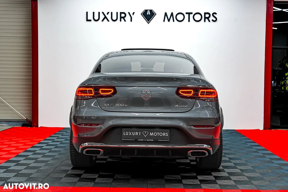 Mercedes-Benz GLC Coupe 300 e 4Matic 9G-TRONIC AMG Line Plus - 7