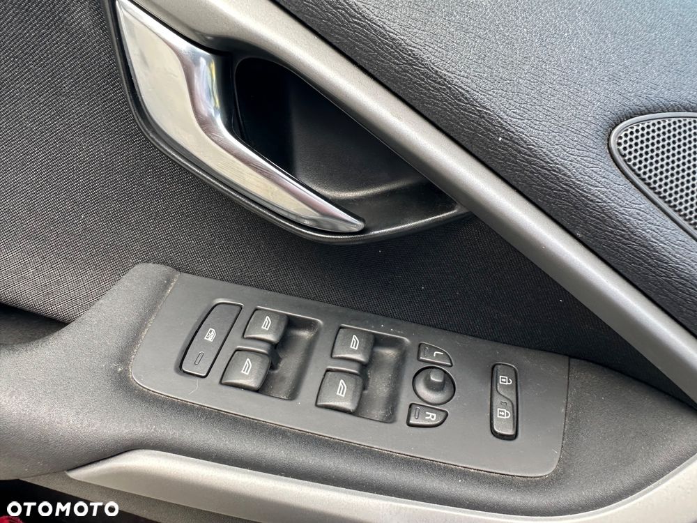 Volvo V40 - 10