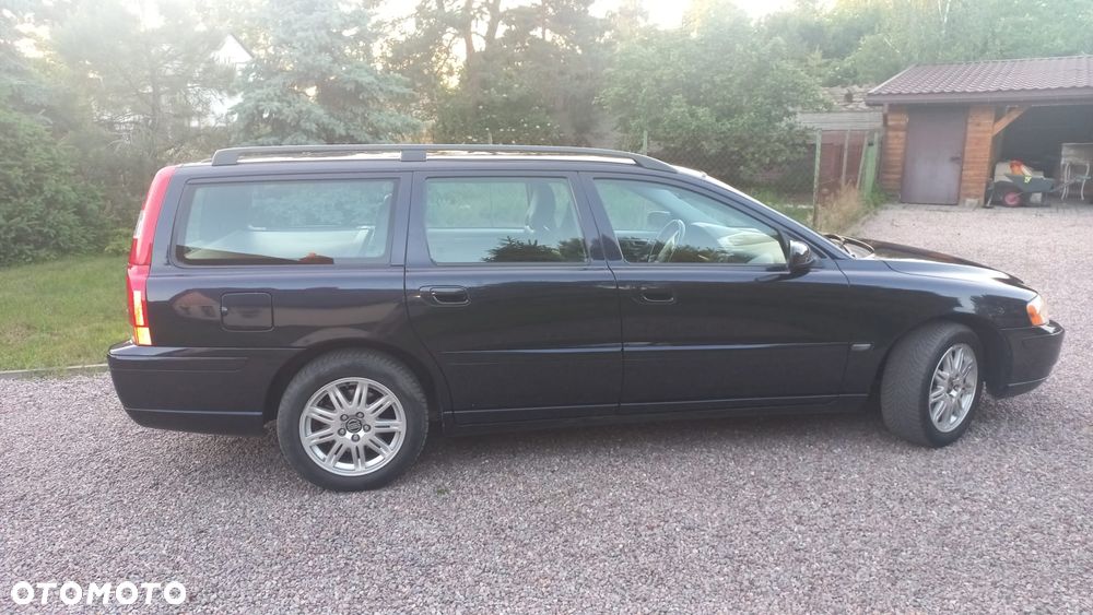 Volvo V70 2.4 Momentum - 10