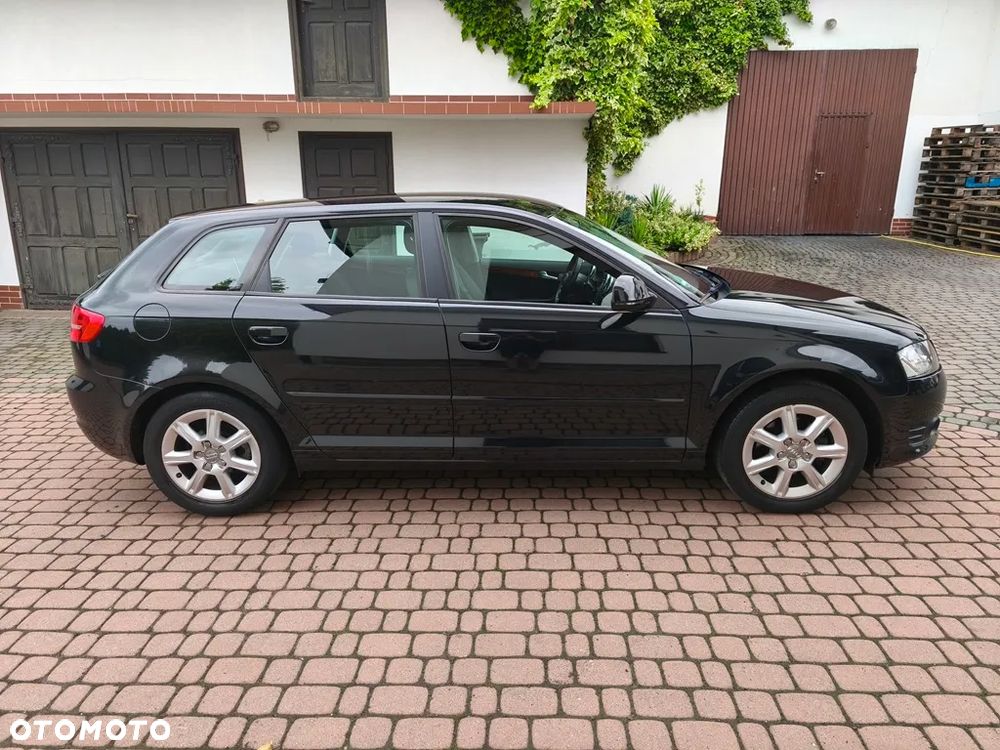 Audi A3 Sportback 1.6 Ambition - 8