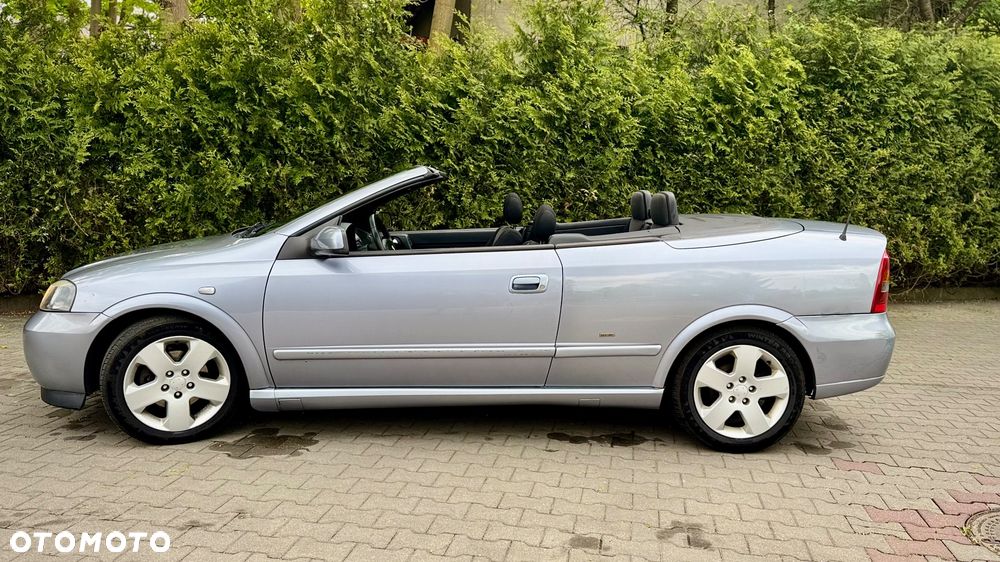 Opel Astra 1.8 Bertone - 1
