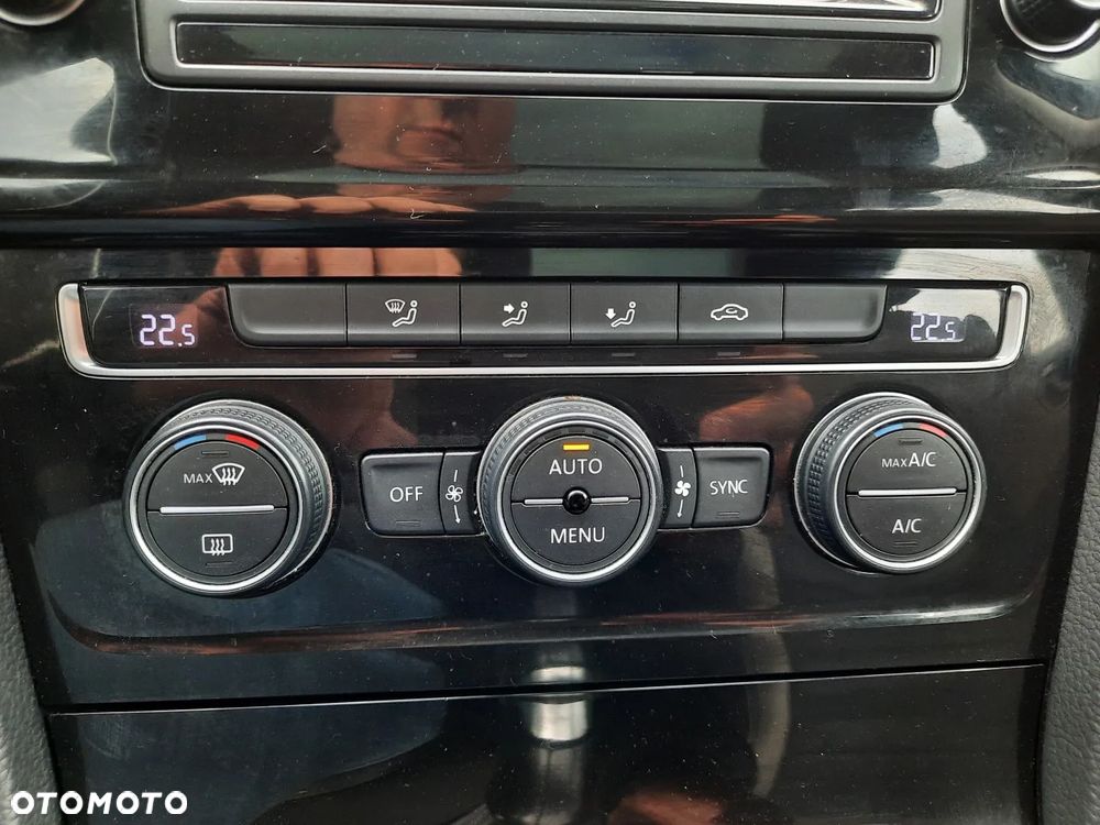 Volkswagen Golf 1.6 TDI DPF Comfortline - 36