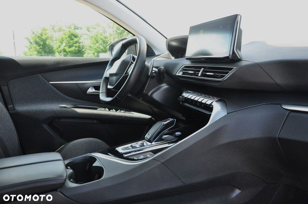 Peugeot 3008 PureTech 130 Stop & Start GPF EAT8 Active Business-Paket - 16